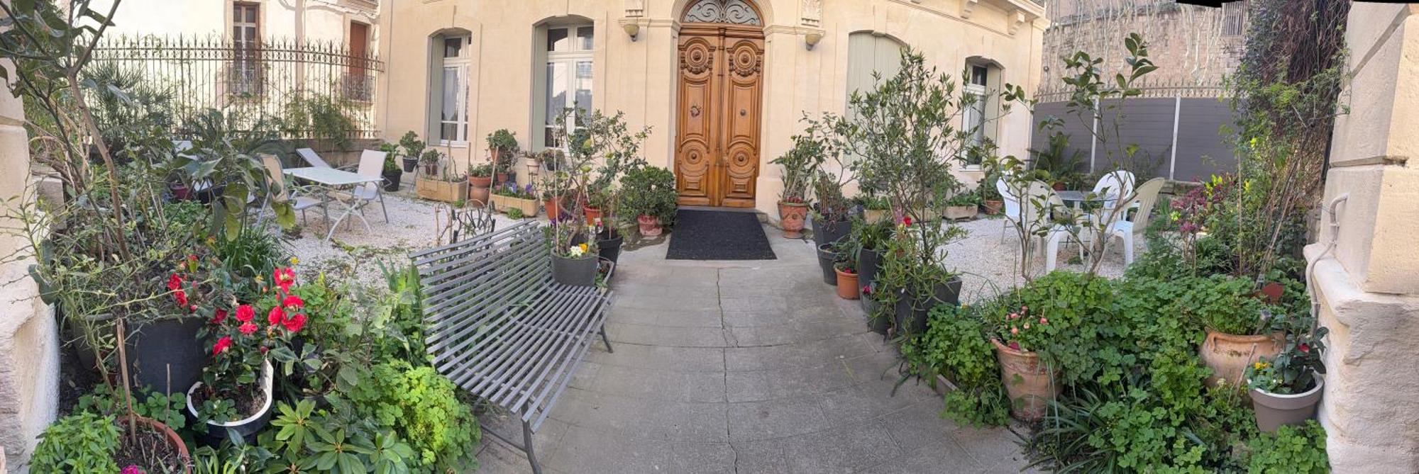 Studio 30 M2 Avec Jardin Dans Maison De Maitre Beziers Exterior photo