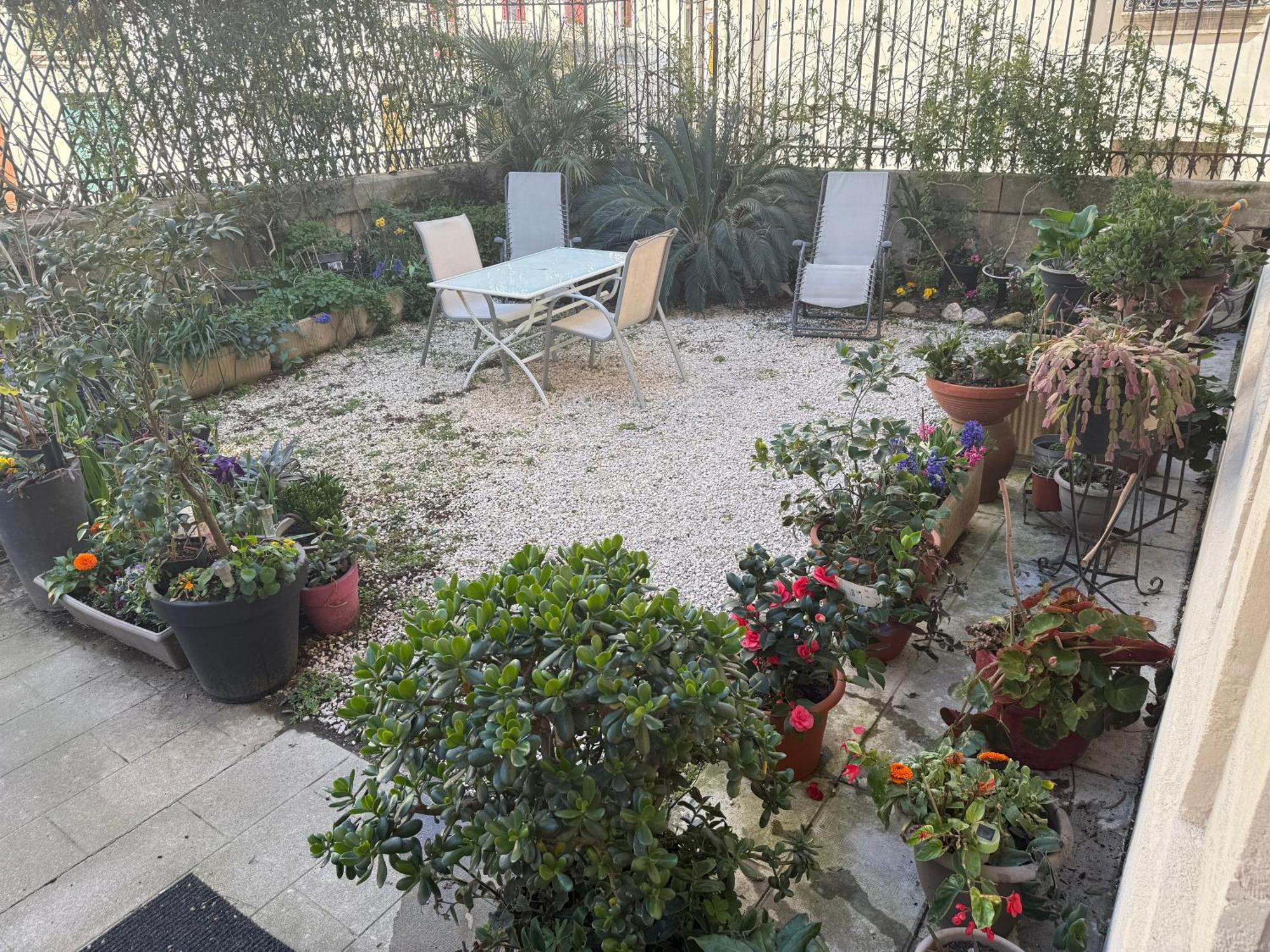 Studio 30 M2 Avec Jardin Dans Maison De Maitre Beziers Exterior photo